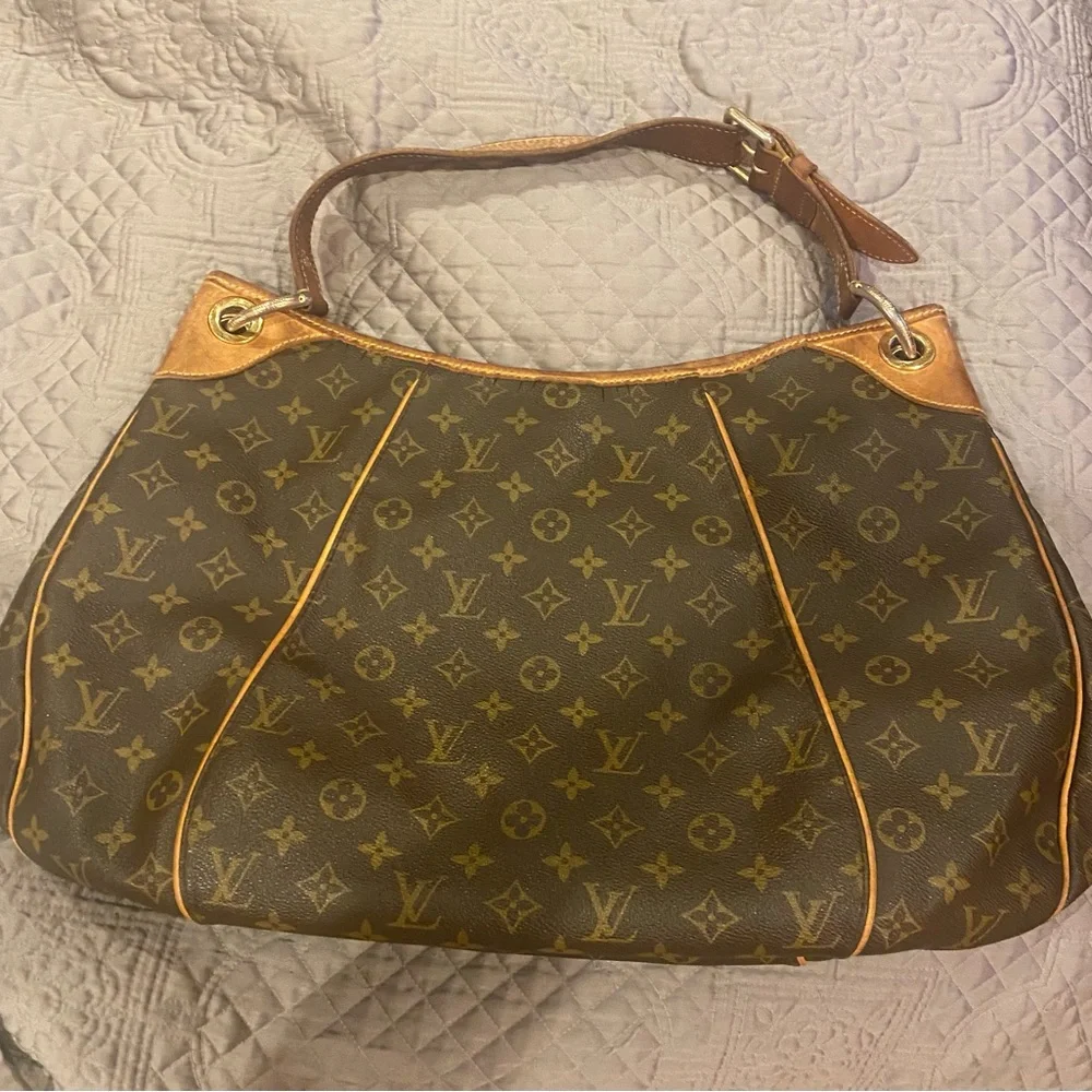 Used Louis Vuitton Monogram Galliera GM - Picture 1 of 5
